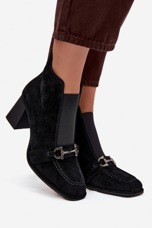 Pealiste poolsaapadPealturalnego seemisnakhsedu kõrge jämeda kontsaga Artiker 57C0124 msuud