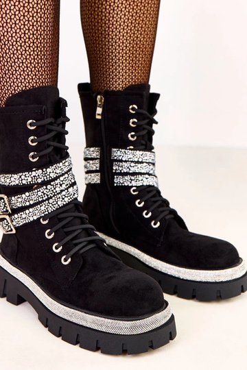 Mustad elegantsed trekkingu...