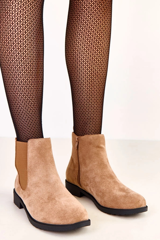 Pruunid madala kontsaga saapad...