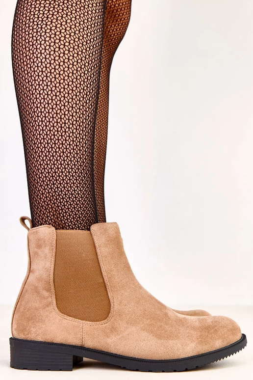 Pruunid madala kontsaga saapad...