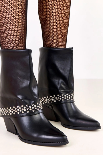 Mustad cowboy saapad...