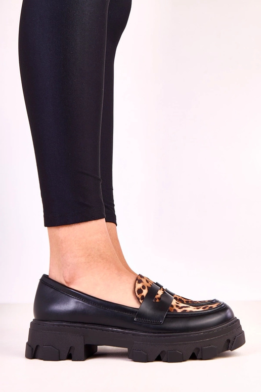 Mustad mokasiinid leopardimustrilise...