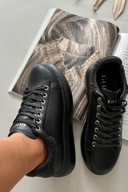 Naiste spordilised kingad naturaalsest nahast GOE OO2N4004 must