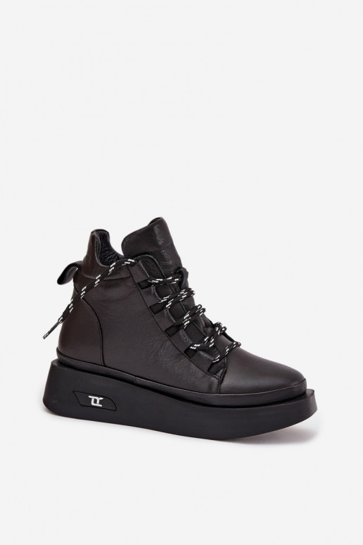 Nahast naiste saapad platvormiga, soojustatud, Artiker 55C0809 musta värvi