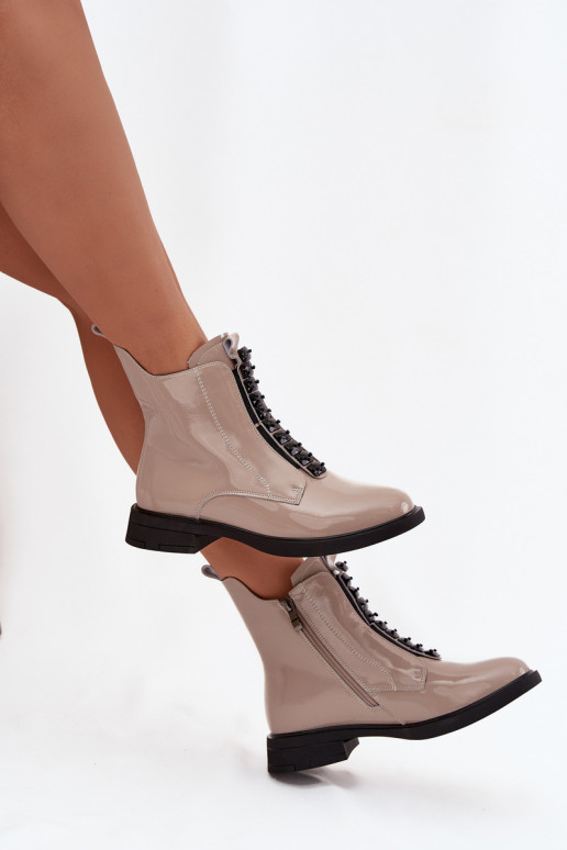 Naiste saapad naturaalsetest nahast lakiefektiga D&A MR52-108 liivavärvi