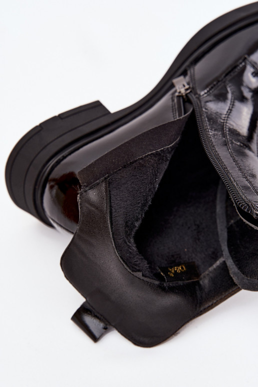 Naiste lakknahast saapad D&A MR52-108 musta värvi