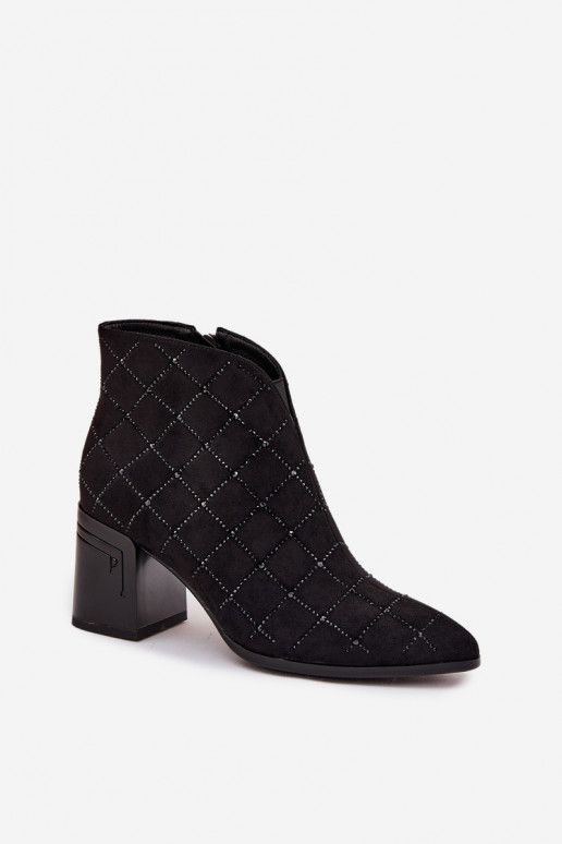 Naiste saapad kaunistusega D&A MR52-133 musta värvi