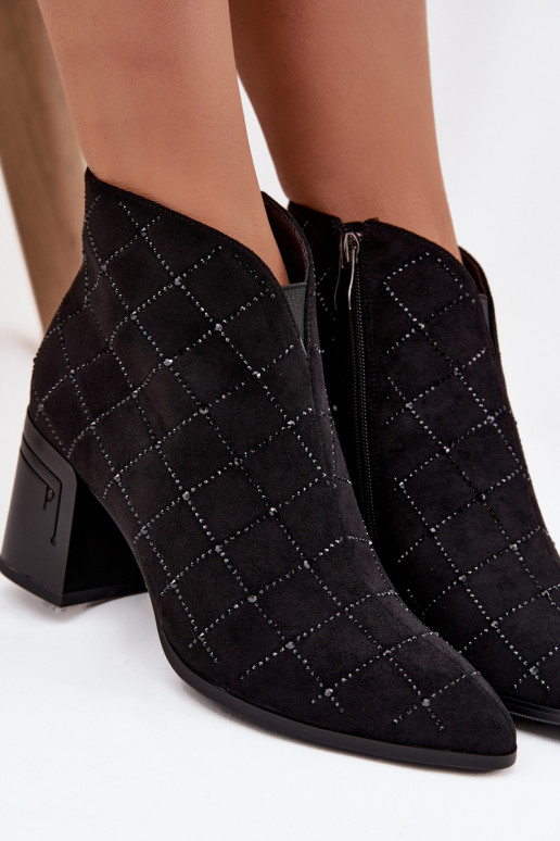 Naiste saapad kaunistusega D&A MR52-133 musta värvi