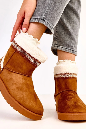 Sensila karamellivärvi... 2