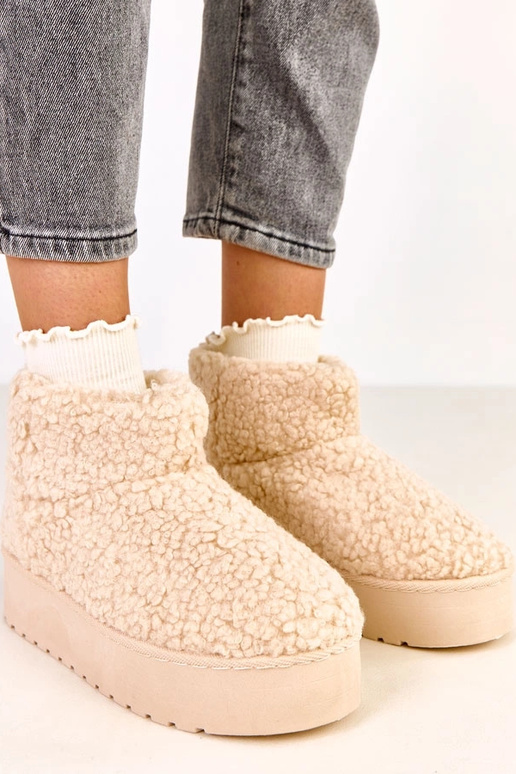 Lasso liivakarva lumebootsid...