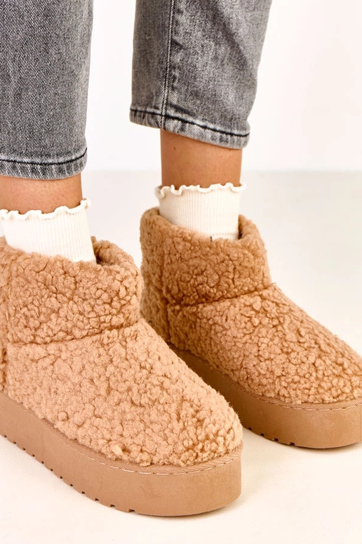 Lasso heledat pruunid lumebootsid...