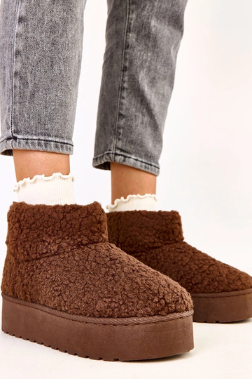 Lasso tumepruunid...