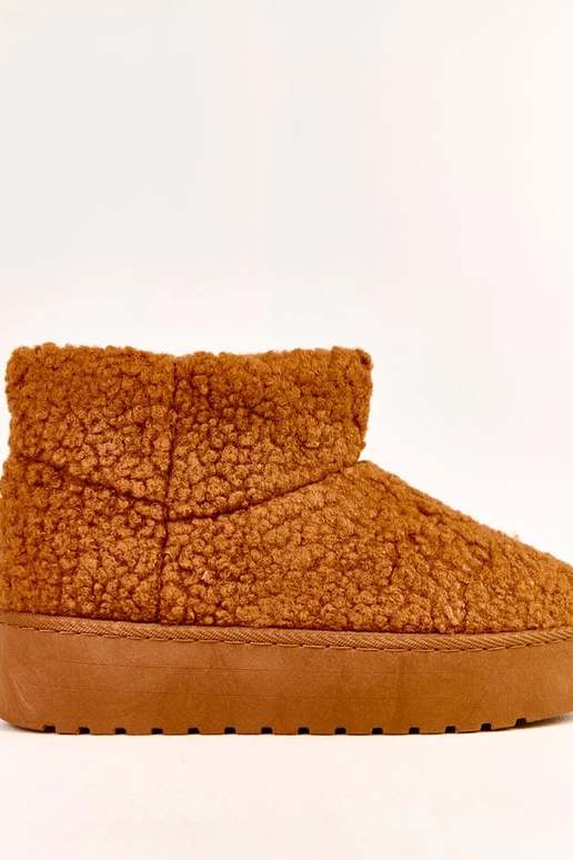 Lasso pruunid lumebootsid lambanahast...