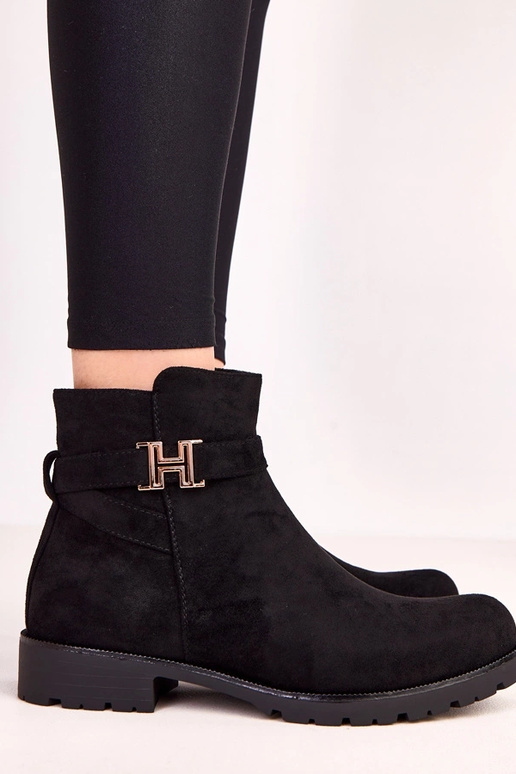 Mustad naiste saapad kuldsete... Mustad naiste saapad kuldsete...