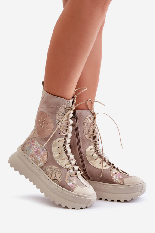 Pealhk Seemisnahast kingad platvormiga voodriga Sellel onciejka 06565-04 beeži värvi Pealhk Seemisnahast kingad platvormiga voodriga Sellel onciejka 06565-04 beeži värvi