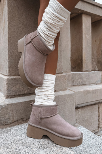 nööpidega lumesaapad Pealiste omadPealturalnego seemisnakhsedu voodriga karusnahaga Khakivärvi Milora