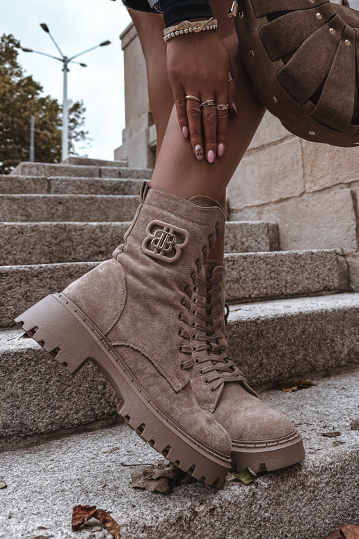 Pealiste poolsaapad INokrery Pealiste omad Koos Ornate Element voodriga beeži värvi Kalindra Pealiste poolsaapad INokrery Pealiste omad Koos Ornate Element voodriga beeži värvi Kalindra