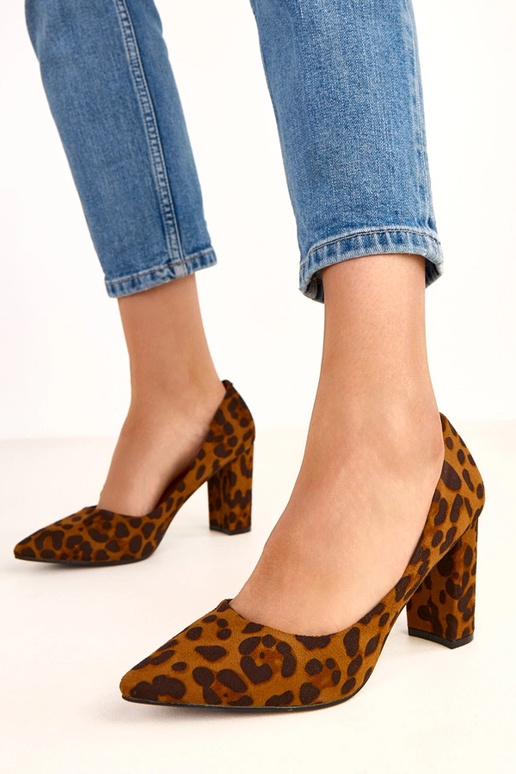 Leopardimustriga sandaalid...