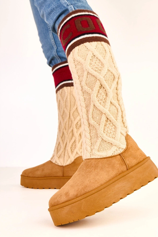 Pruunid lumekotid platvormiga ja... Pruunid lumekotid platvormiga ja...