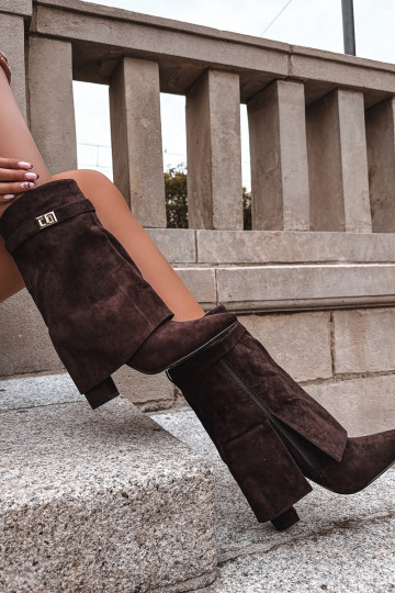 voodriga Pealiste poolsaapad dekoreeritud kontsaga Czekoladosissee Luvielle