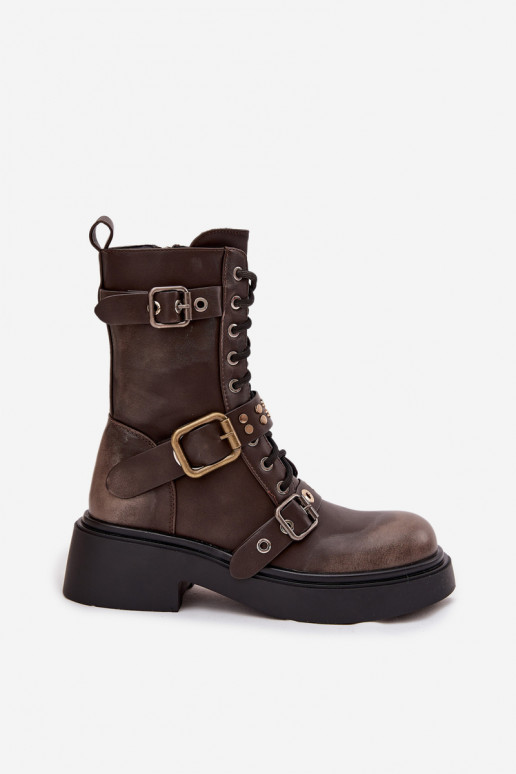 voodriga saapad Pealiste omad neetide ja pandlaga pruunid värvi Sellel onrisse voodriga saapad Pealiste omad neetide ja pandlaga pruunid värvi Sellel onrisse