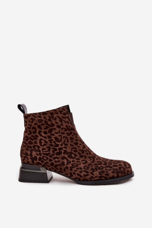 Pealiste poolsaapadPealturalnego seemisnakhsedu Klockis leopardimustriga D&A JC52-852 pruunid värvi Pealiste poolsaapadPealturalnego seemisnakhsedu Klockis leopardimustriga D&A JC52-852 pruunid värvi