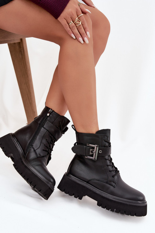 Pealhk saapad Pealiste omad voodriga kaunistustega neetide ja pandlaga D&A MK52-032 msuud Pealhk saapad Pealiste omad voodriga kaunistustega neetide ja pandlaga D&A MK52-032 msuud