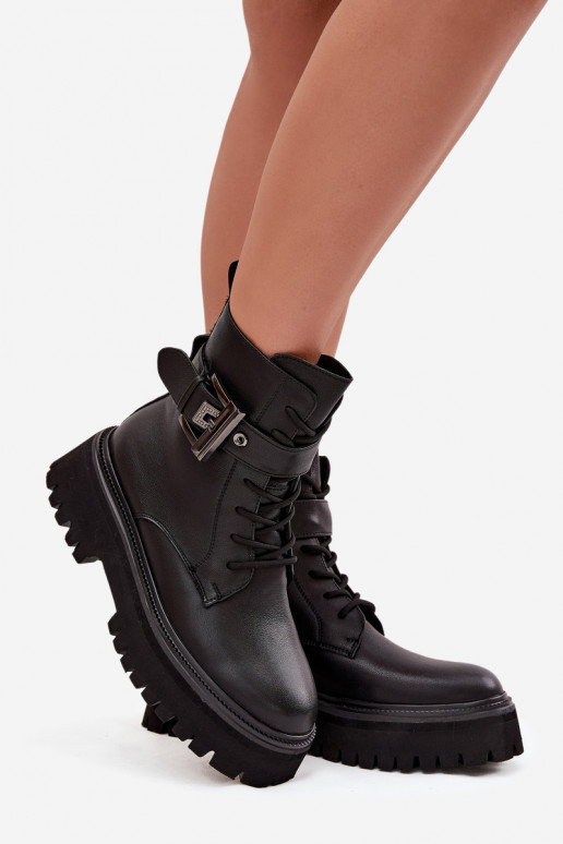 Pealhk saapad Pealiste omad voodriga kaunistustega neetide ja pandlaga D&A MK52-032 msuud Pealhk saapad Pealiste omad voodriga kaunistustega neetide ja pandlaga D&A MK52-032 msuud