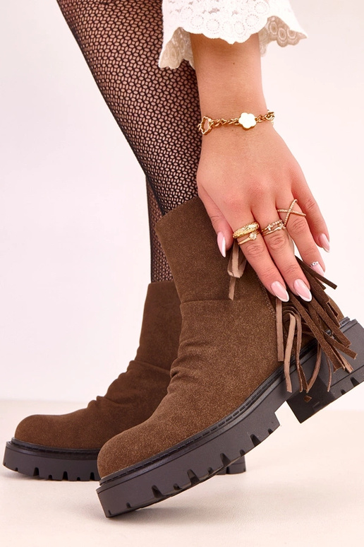 Kohvavärvi Silia saapad pomponidega... Kohvavärvi Silia saapad pomponidega...