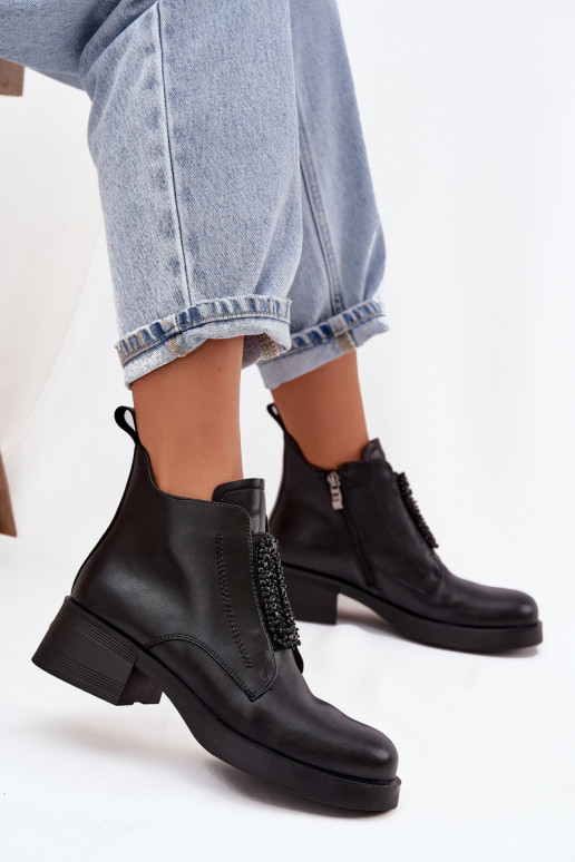 Pealhk Pealiste poolsaapad Klockis kaunistustega D&A JC52-869 msuud Pealhk Pealiste poolsaapad Klockis kaunistustega D&A JC52-869 msuud