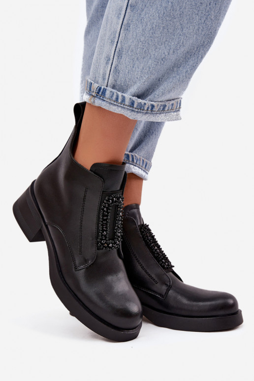 Pealhk Pealiste poolsaapad Klockis kaunistustega D&A JC52-869 msuud Pealhk Pealiste poolsaapad Klockis kaunistustega D&A JC52-869 msuud