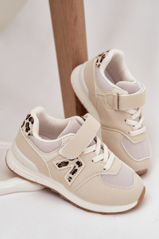 spordijalatsid Sneakers tüüpi jalanõud Laste jalanõud krõpsudega kinnitatav beeži värvi Galisse spordijalatsid Sneakers tüüpi jalanõud Laste jalanõud krõpsudega kinnitatav beeži värvi Galisse