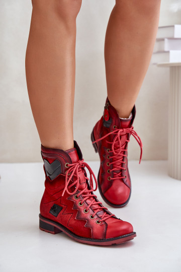 Pealhk voodriga Pealiste poolsaapad laiade nööridega Sellel onciejka 06106-08 runased