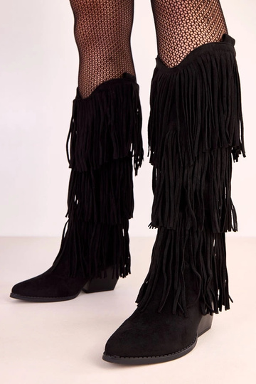 Mustad kauboi saapad...