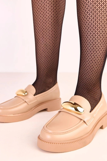 Kreemi värvi mokasiinid...