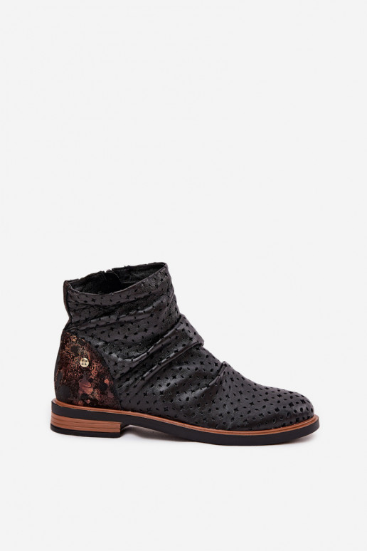 Pealhk Pealiste poolsaapad Ažuurse mustriga Sellel onciejka 05922-01 msuud