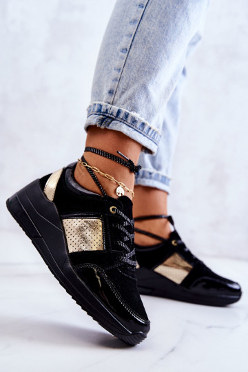 Pealiste omad seemisnakhsed spordijalatsid Kiilu peal msuud Larson