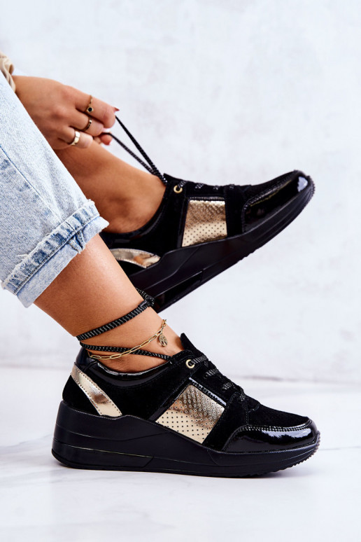 Pealiste omad seemisnakhsed spordijalatsid Kiilu peal msuud Larson