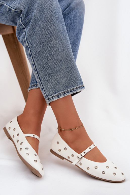 Baleriinad Pealiste omad Ze Hõbedat värvimi Elementami valget värvi Sellel onrivon