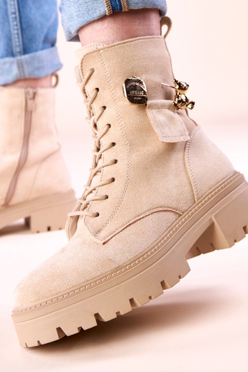 Beežid naiste traperid... 2