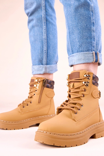 Pruunid soojad traperid... 2