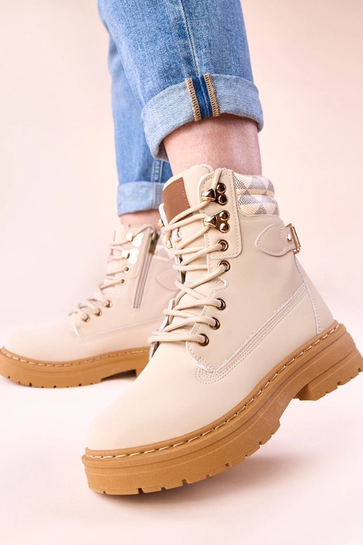 Beežid soojad traperid matist...