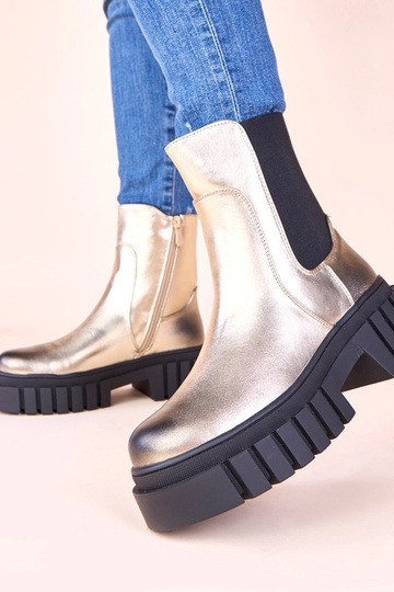 Kuldne platvormsaapad... 2