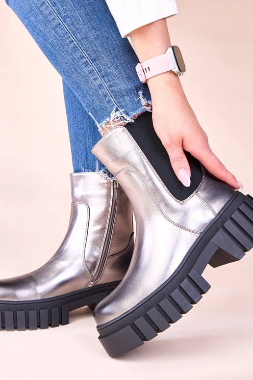 Hõbedased platvormsaapad elastse riba...