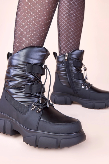 Jõhvikad, läikivad...