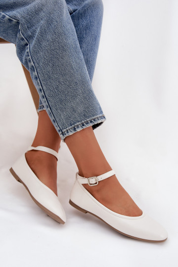 Baleriinad Pealiste omad rihmadega I neetide ja pandlaga valget värvi Janelor