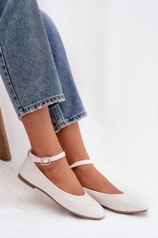 Baleriinad Pealiste omad rihmadega I neetide ja pandlaga valget värvi Janelor