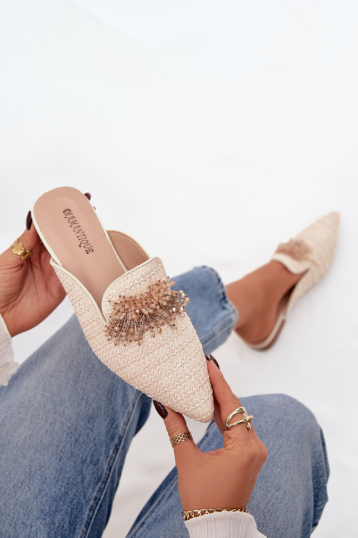 naiste plätud kaunistustega beeži värvi Katrine