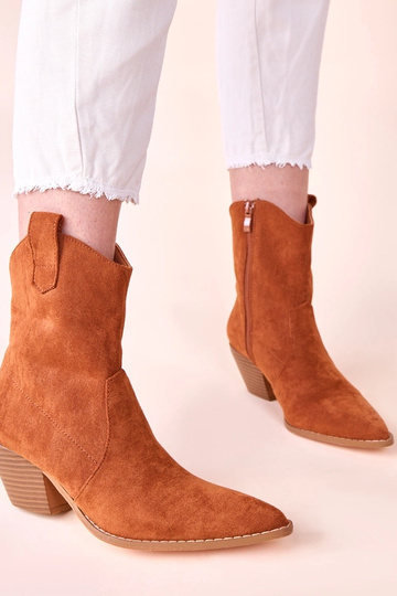 Pruunid cowboy saapad...