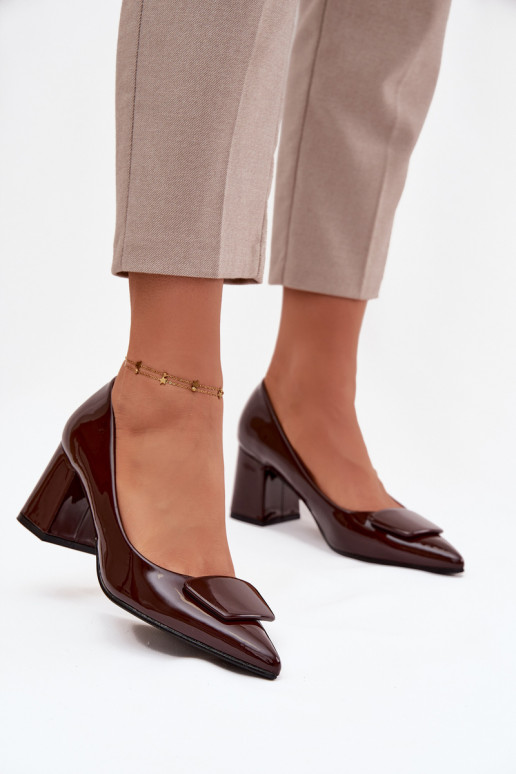 Laque Kingad kõrge jämeda kontsaga kaunistustega Czekoladosissee Isoline